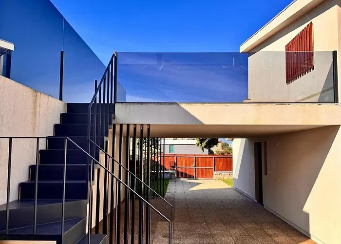 Foz & Farol House - *