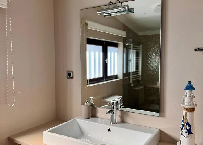 בית נופש Foz & Farol House - *