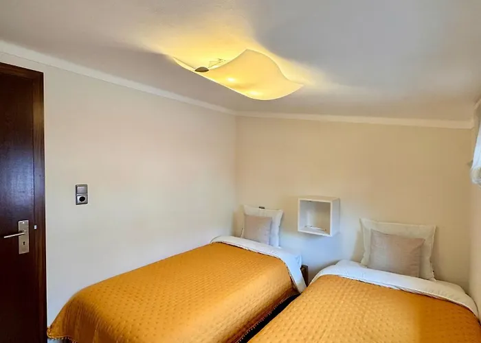 בית נופש Foz & Farol House - *