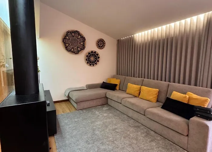 Foz & Farol House - Эшпозенди